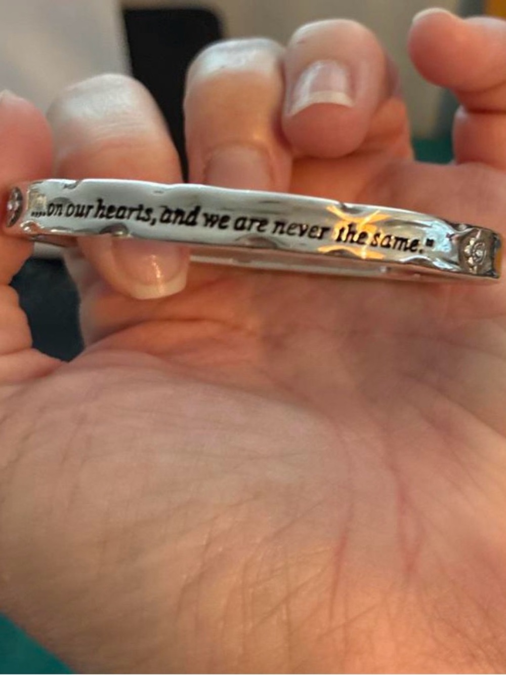 💎 Brighton VTG SWAROVSKI CRYST SLVR Engraved Cuff Bracelet perfect for gifting!